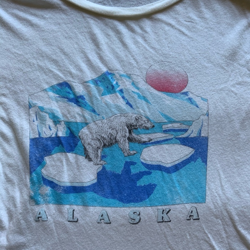 Graphic tee